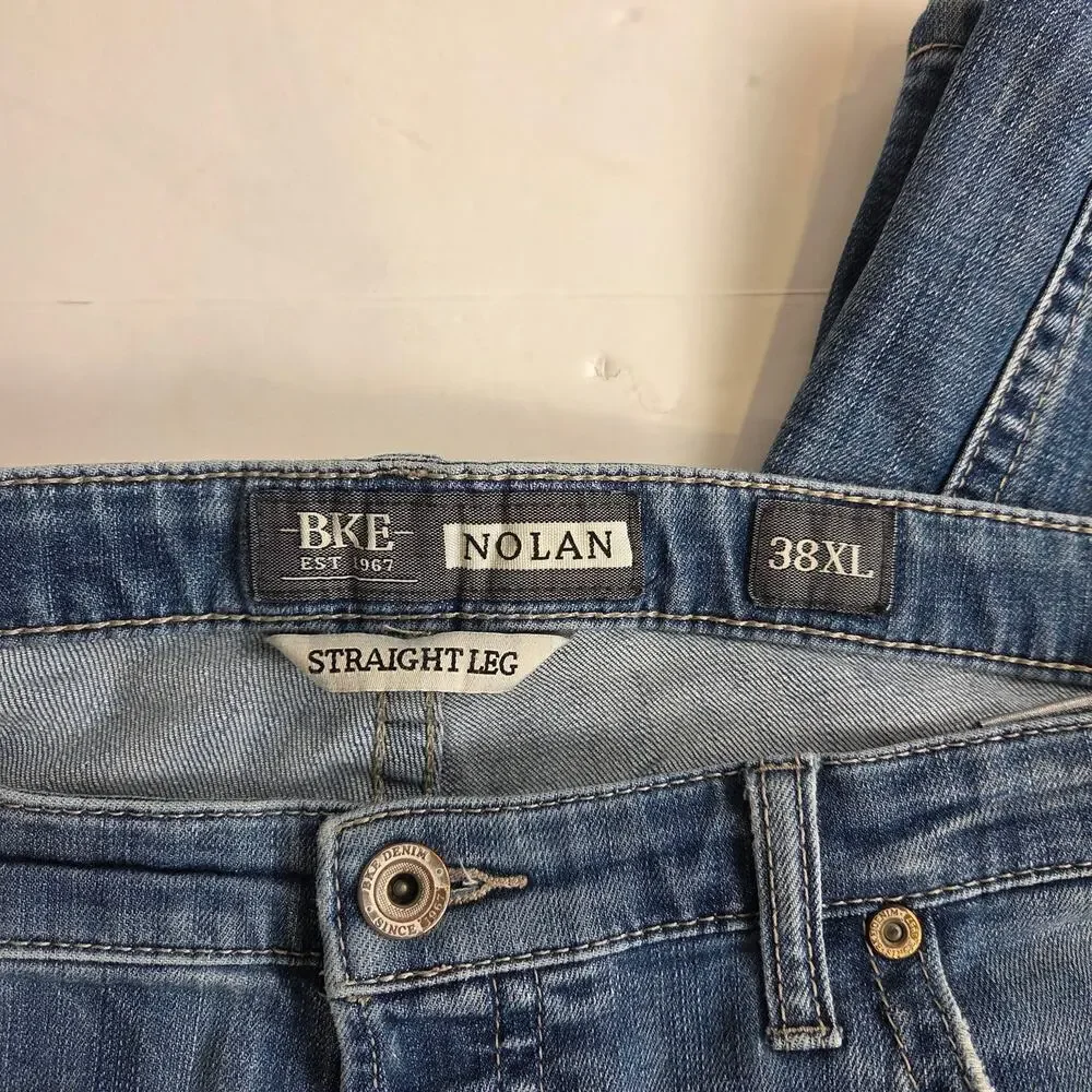 BKE Nolan Distressed Denium Med Wash, Straight Leg, Stretch Classic Fit 38wx34L